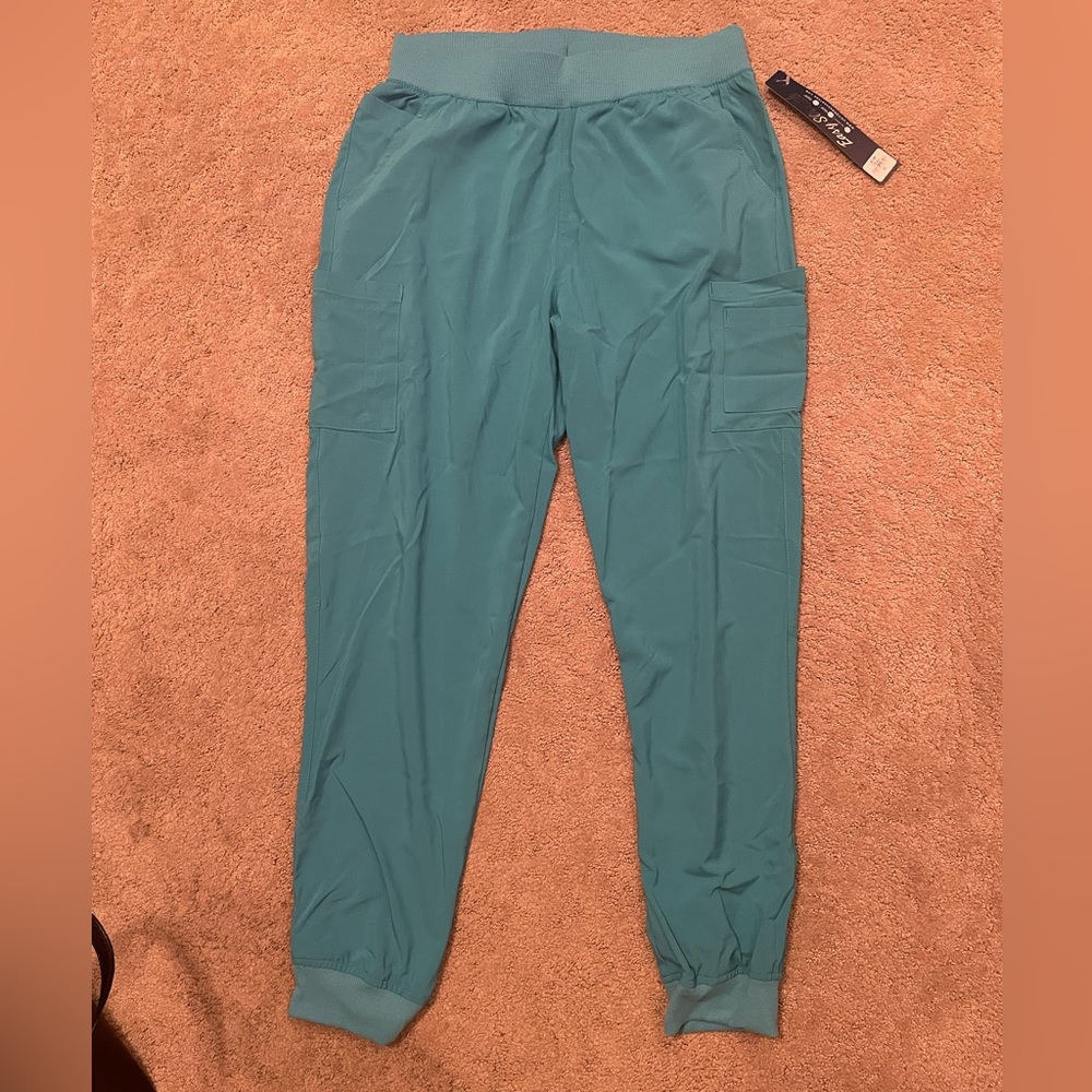 Teal jogger scrub pants from Uniform Advantage